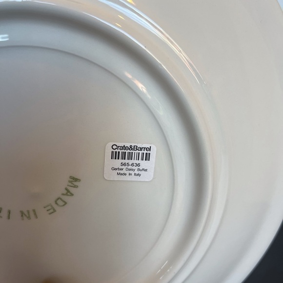 Crate and Barrel Gerber Daisy Buffet Plate   Made in Italy - Picture 4 of 14